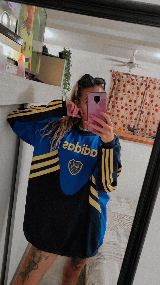 Quien para festejar que ganó Boca? WhatsApp, telegram, sexting. De todo hay hoy, like y te mando mensajito o enviame MD ...