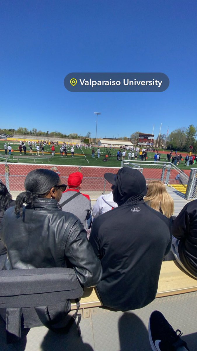 Enjoyed my time at the @valpoufootball spring game. Great campus and atmosphere. Thanks @CoachParkerVU for the invite.@CoachLFox @PHSPanthersFB