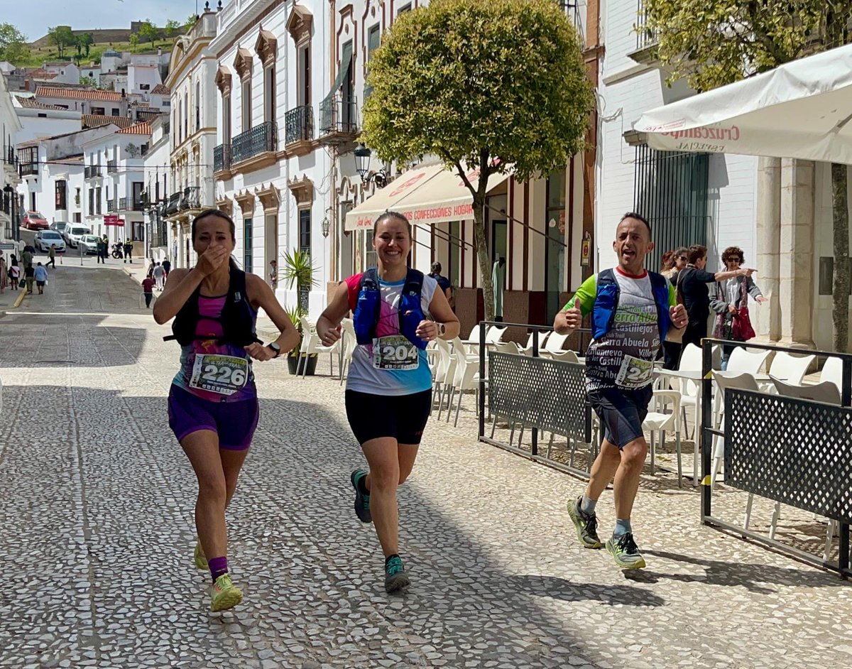 CDACorrales's tweet photo. Representación jabatera en la Ultratrail Sierra de Aracena 🐗🐗
Enhorabuena jabatos a seguir sumando 💪🏼 https://t.co/1oQ0zzn9jt