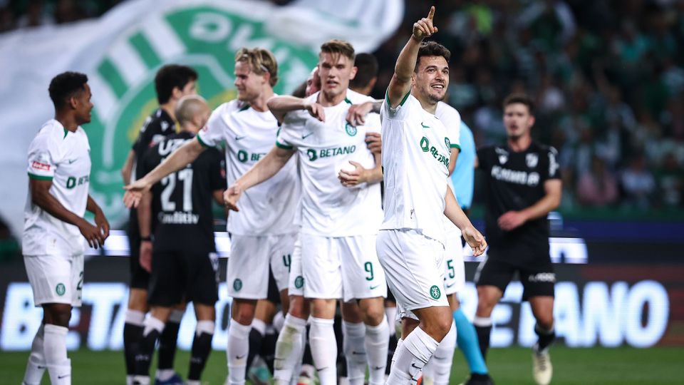 Ninguém passa em Alvalade…

Estrondoso, que qualidade 💚