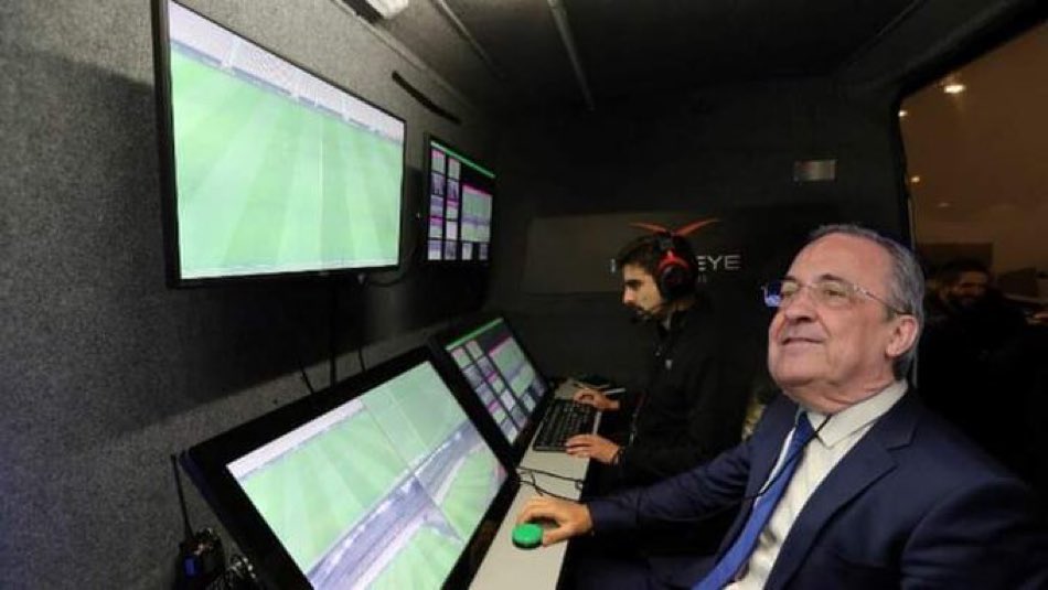 #ElClasico Live scenes from VAR room #ElClasico