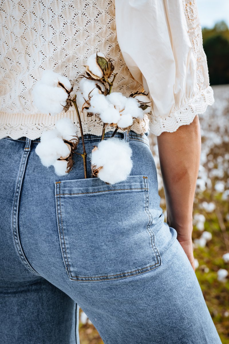 By diverting #denim waste from landfills, we're helping to close the loop on #cotton sustainability & honoring the efforts of cotton growers. Learn more about how you can make a difference through @CottonInc's #BlueJeansGoGreen bluejeansgogreen.org