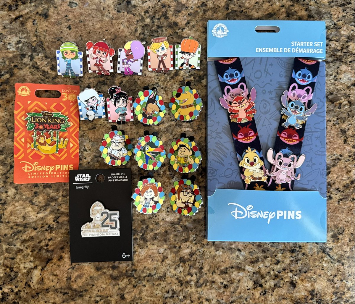 📭📦 Got a few new pins!
.
#Disney #Disneyland #DisneyWorld #Pixar #Pins #Pin #DisneyPins #DisneyPinTrading #Collectibles #Collector #EnamelPin #EnamelPins #DisTrackers #WreckItRalph #LiloandStitch #UP #LionKing