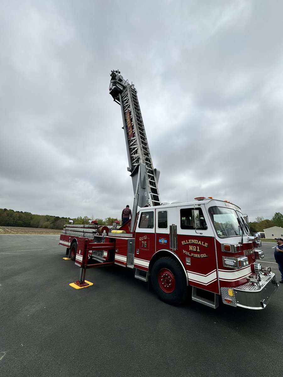 Ricky Riley tweet media