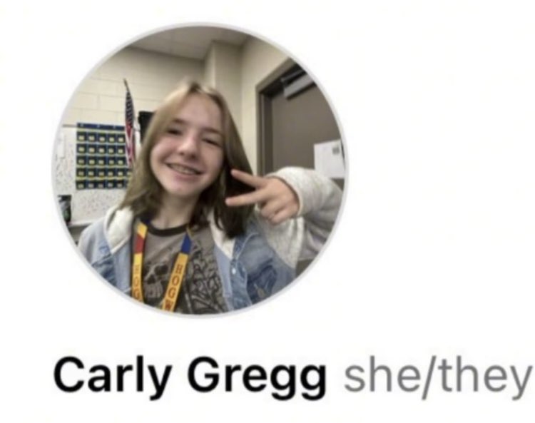 The Curious Case Of Carly Gregg and HARM-aceuticals 🧵 Another teen girl who identifies as she/they and was on pharmaceutical medication went on a shooting rampage. Her trial started this week past.