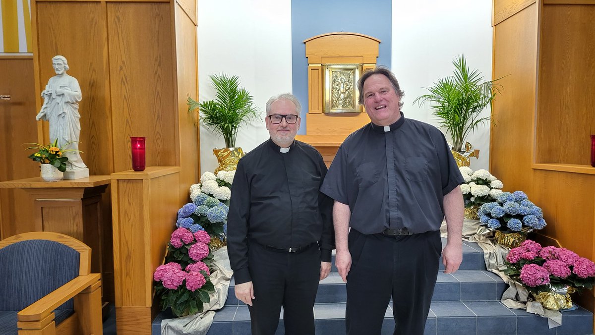 On this Good Shepherd Sunday/World Day of Prayer for Vocations Fr Jeff Bergsma invited me to preach at St Joseph Guelph. Please pray for our pastors and for our young people discerning their vocations to marriage, priesthood, consecrated virginity, single life and religious life.