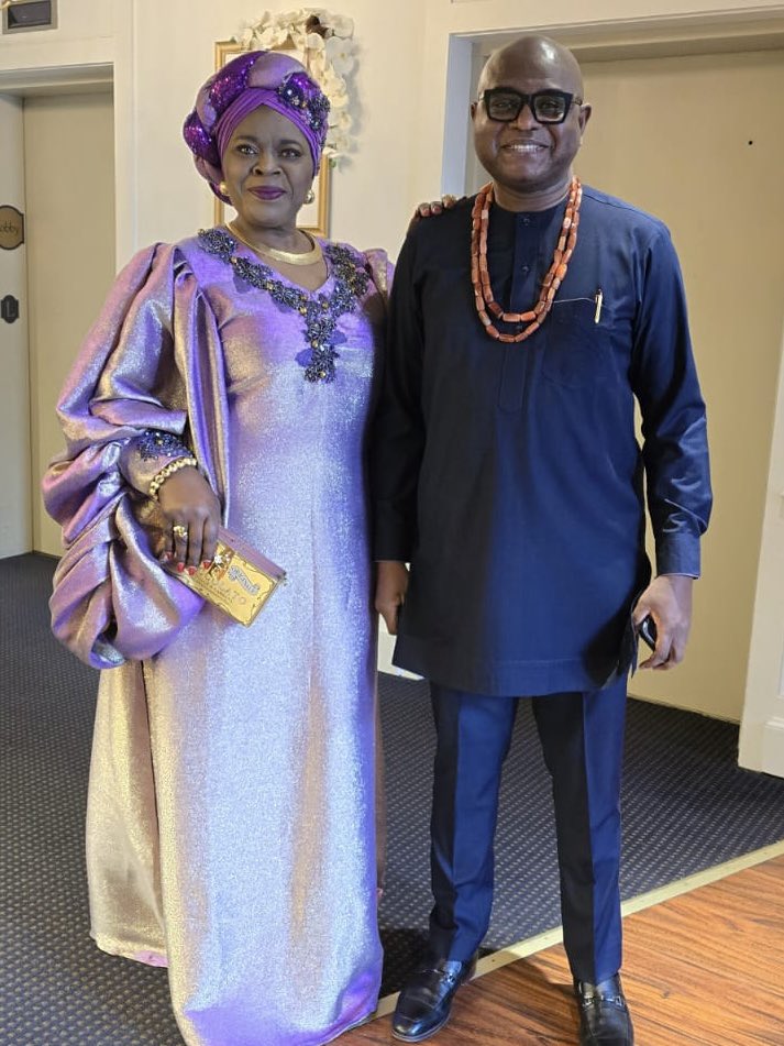 Ifekaego Nnewi and @MaryanneMoghalu wrap up a nice weekend in Connecticut anchored at a Nigerian traditional wedding yesterday… Back to base! And to work!