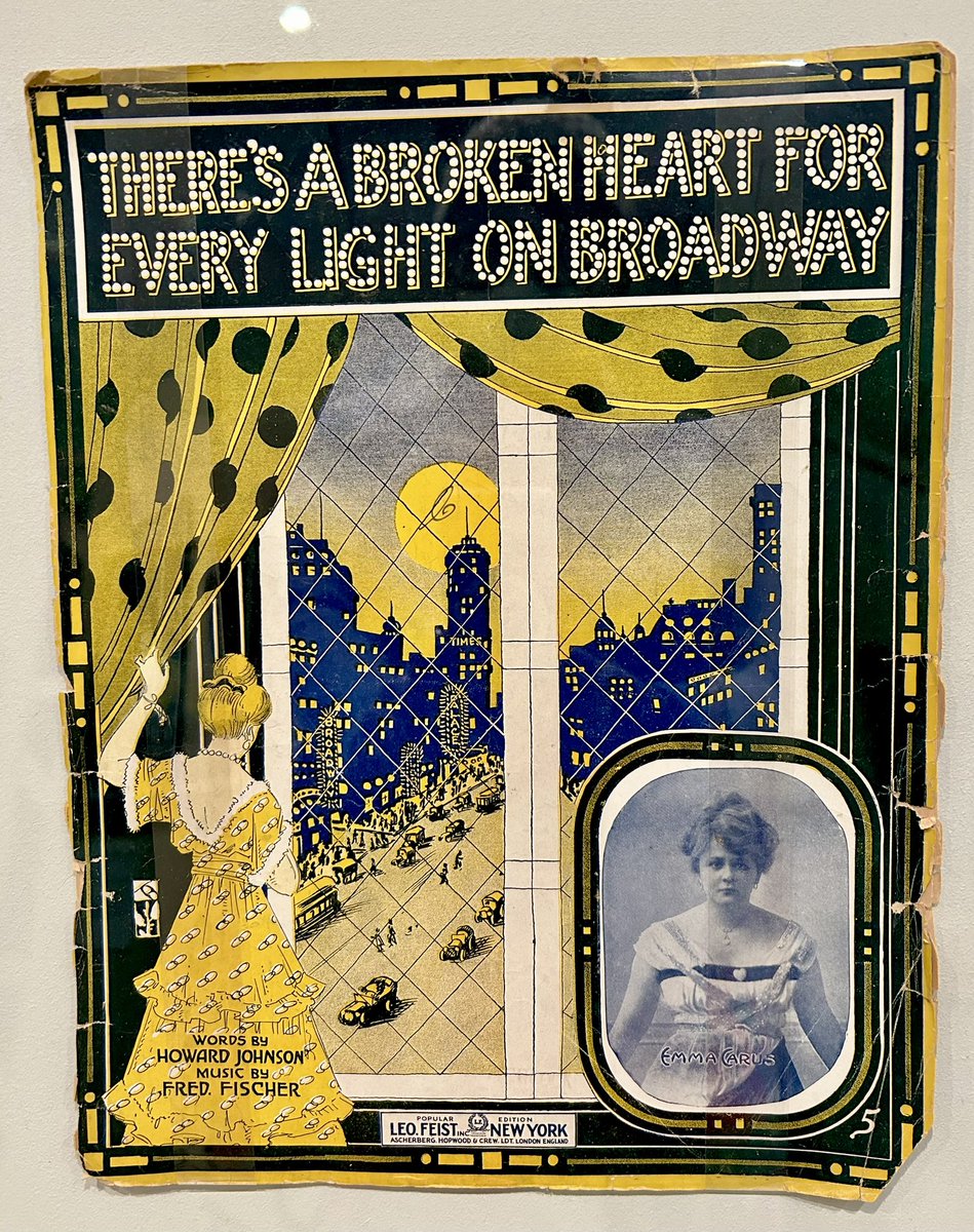 New York, New York: From 'The World of Tomorrow' to 'There's a broken heart for every light on Broadway'. 🗽🌃🌇🏙️🌆🌃 #WeekendsinNYC at @PosterHouseNYC