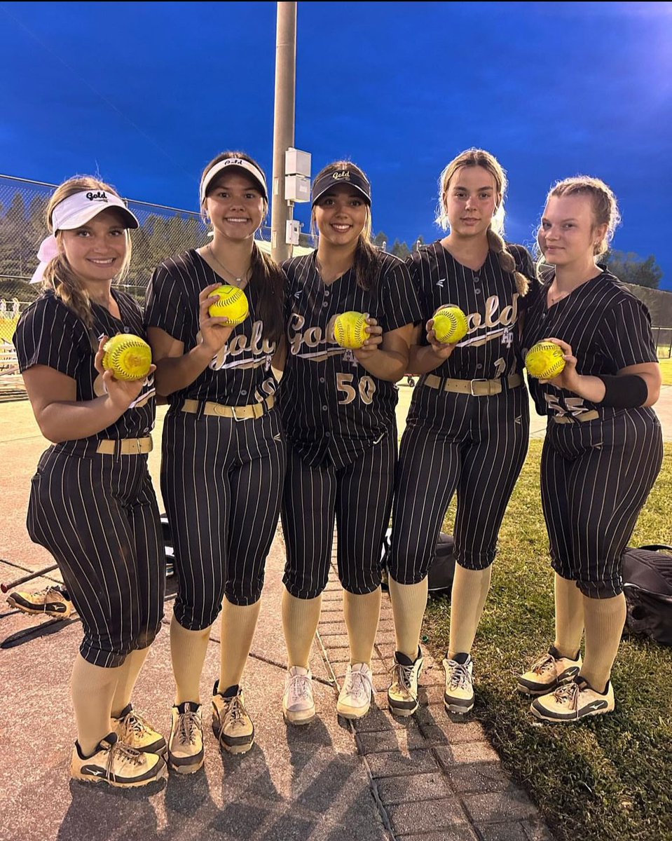 Kyla Head tweet media