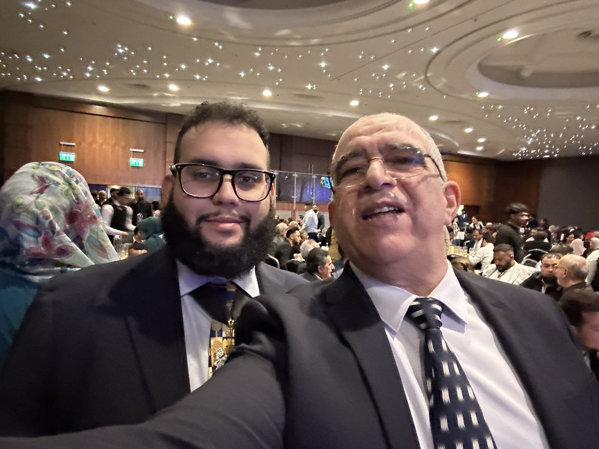 Successpath12's tweet photo. A great celebration of Business achievements of British Muslims at Islam Channel Business Awards at the Hilton London on Friday night with many dignitaries and Entrepreneurs https://t.co/HxnduQrsBo