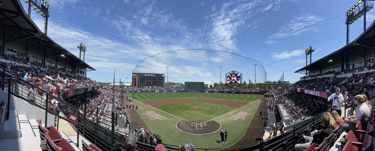 Grateful to be at #TheDude, taking in a DH of @HailStateBB!
#HailState
#SBW24