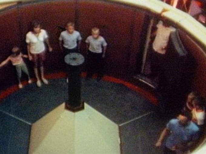 Did you ever do this ride? If so, did you make it? 😂 I was so tiny that I flew off of the wall then....well flew to the trash can. 😂