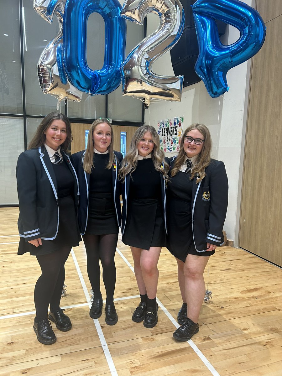 What to even say!! We’ve had the absolute BEST time and feel so privileged to have been School Captains this year. Feeling extremely grateful🤍It’s been an emotional week because of how special our school is - thank you a million times over!!✨🫶 @ClydeValleyHS