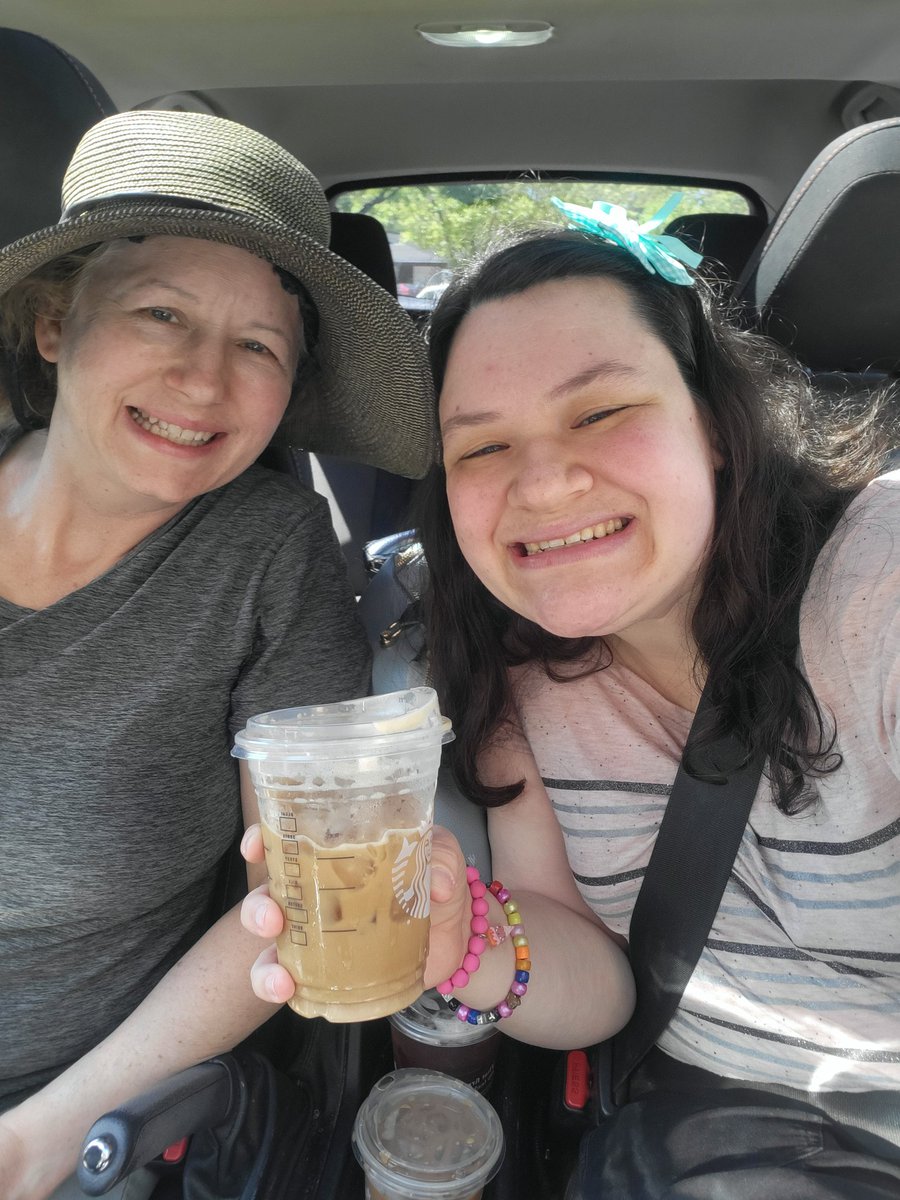 Coffee in the car yesterday ☕️ #coffeedrinker #coffee #inthecar #yesterday #ilovecoffee #mylife