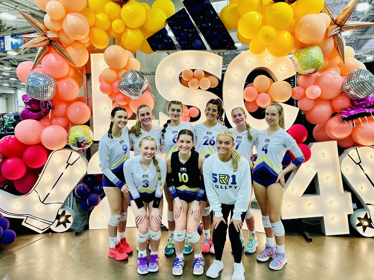 HannahWherry's tweet photo. @LoneStarClassic with the most Resilient team! Going to go with 7 Players 😱😱😱Final Four!
@usavolleyball @501volley @ARPrepSports @vbconnection @PrepDig @Sports_Recruits @SBLiveARK @D2Volleyblog https://t.co/0FeR5WAGrr