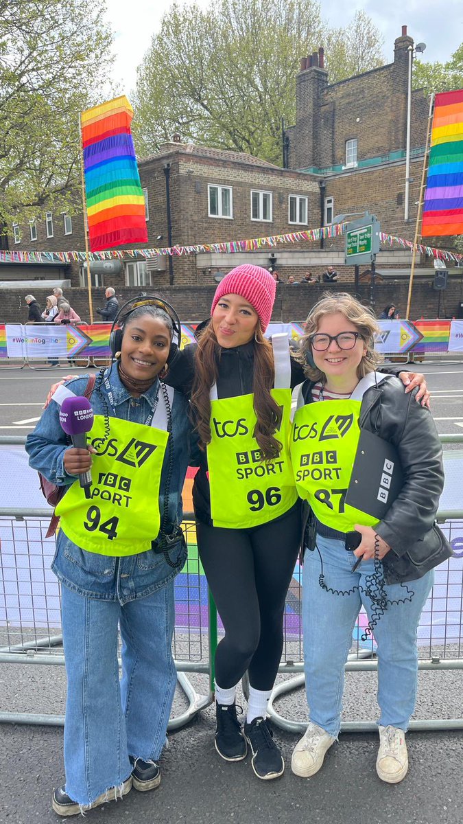 Sara David tweet media