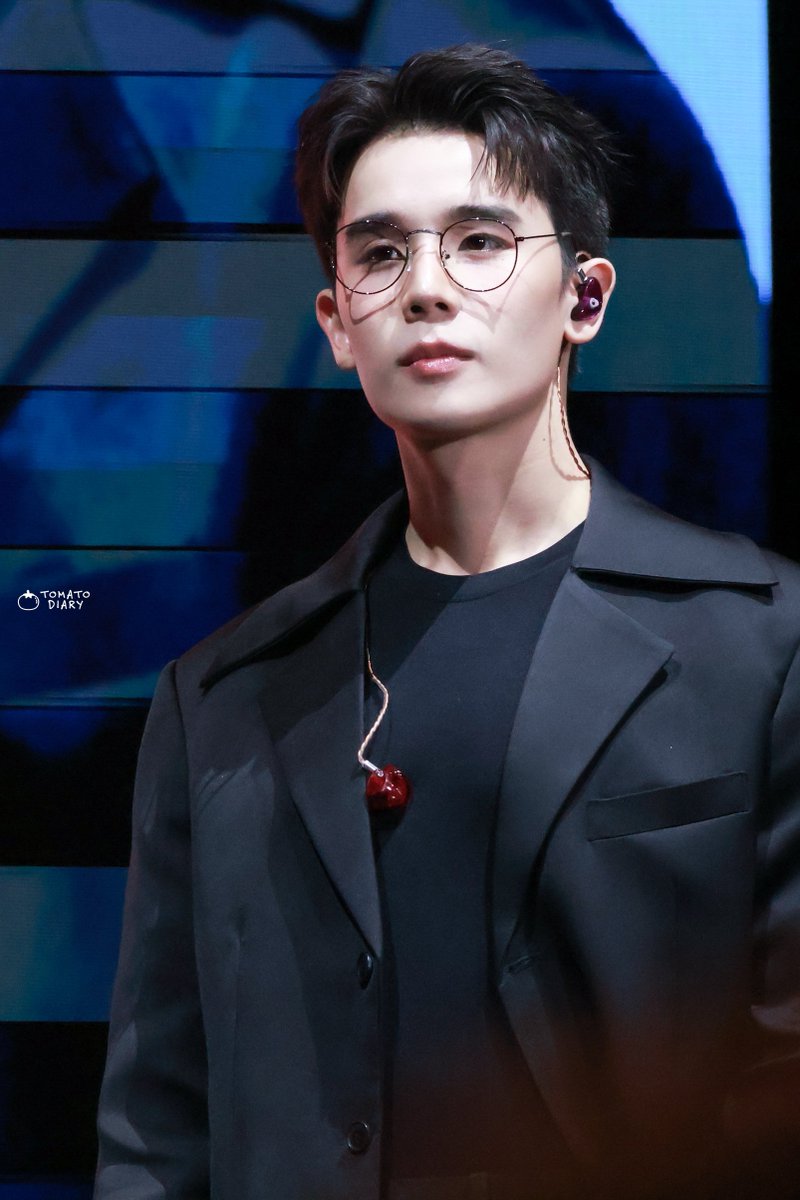 tomatodiary_su's tweet photo. 𝟐𝟒𝟎𝟒𝟐𝟏 𝐉𝐢𝐦𝐦𝐲𝐒𝐞𝐚 𝟏𝐬𝐭 𝐅𝐌 𝐢𝐧 𝐇𝐊

I can’t handle 🆘🤧

@jimmyyjp_ @Sea_tawinan 

#JimmySea1stFMinHK 
#JimmySea #จิมมี่ซี 
#jimmyyjp #sea_tawinan https://t.co/WV47DpA3b6