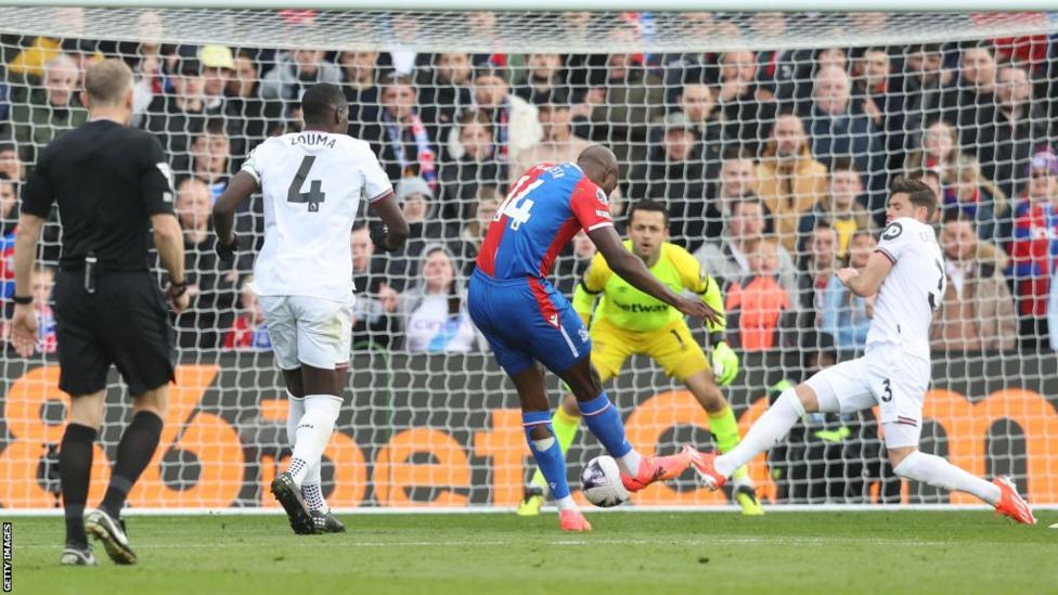 FT: Palace 5-2 West Ham. Thoughts on the game? #cpfc