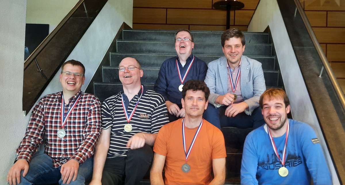 IMP_Bridge's tweet image. Aarnout Helmich en Dennis Stuurman winnen MK paren imp-bridge.nl/aarnout-helmic…