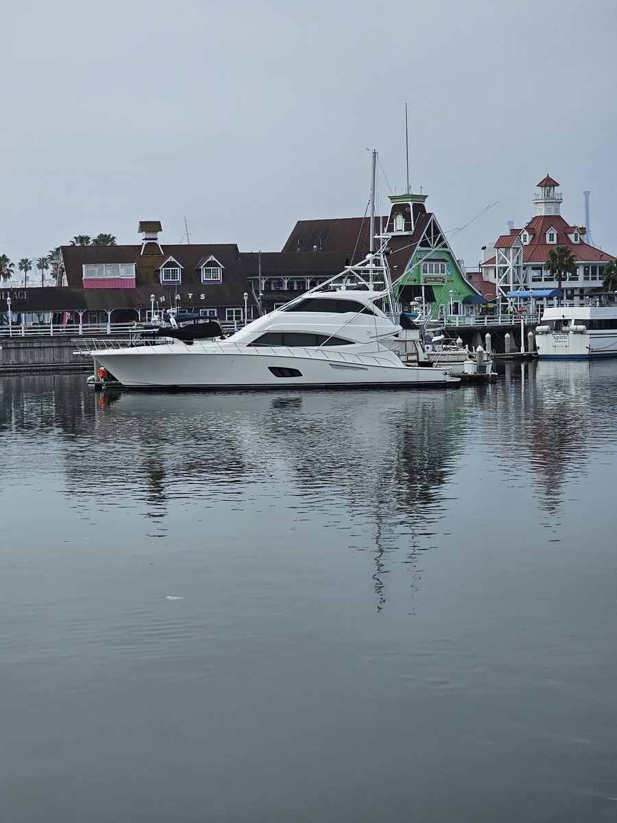 Long Beach <a href="/GPLongBeach/">Acura Grand Prix of Long Beach</a> let's go <a href="/ArrowMcLaren/">Arrow McLaren IndyCar Team</a> <a href="/Pato/">PATO</a>.OWard@arrowmclaren.com