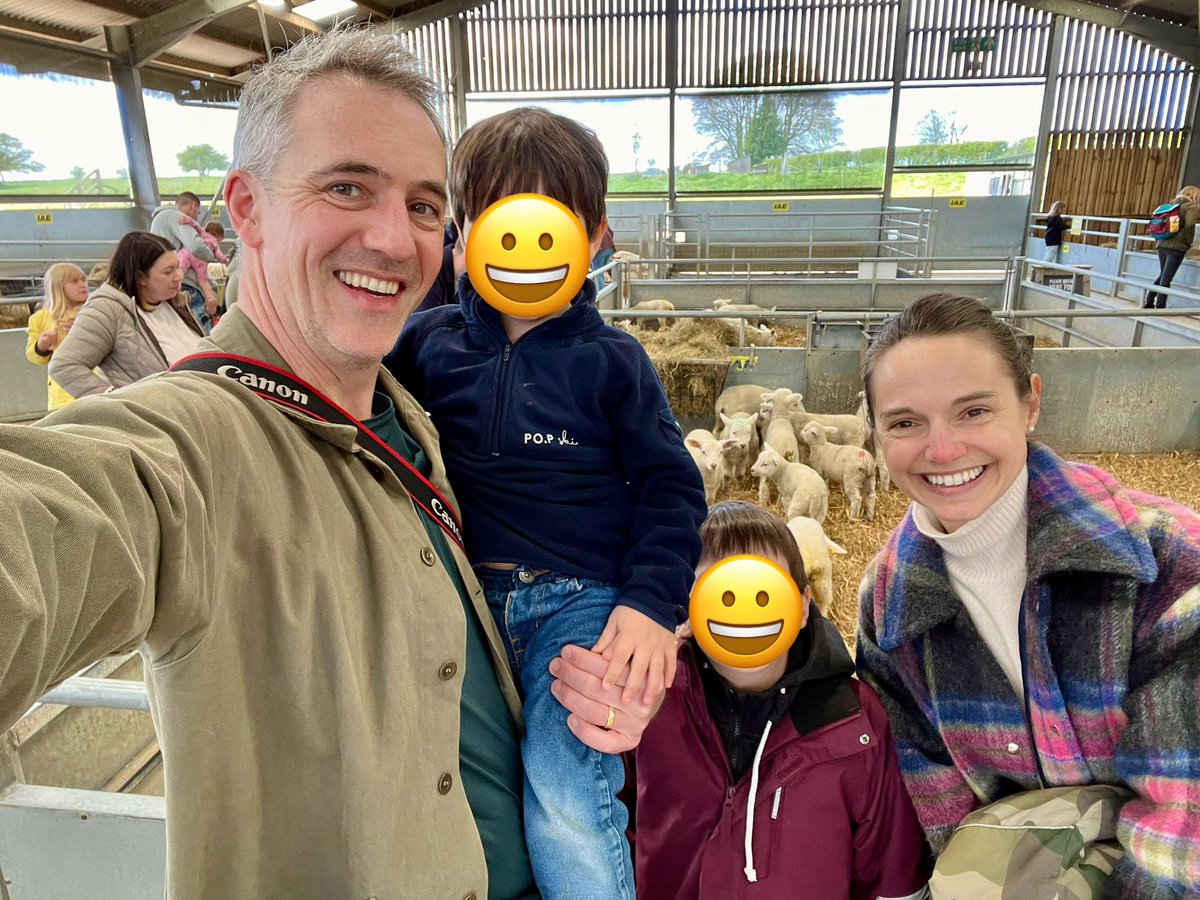 Even @BBCCountryfile presenters can’t resist a trip to @AdamHenson’s @CotswoldFarmPrk when passing by. Thanks Adam - kids loved it! Your piglets def win the cutest prize. We’ve taken two and left you our boys…