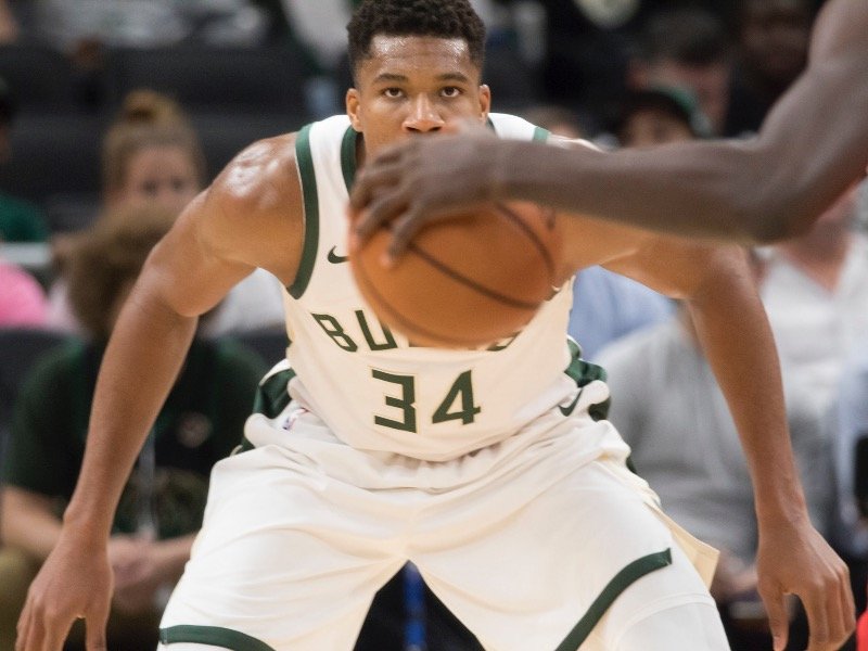 Starting today! How to watch the @Bucks in the playoffs (even if you've cut the cord) #FearTheDeer dlvr.it/T5pmSK