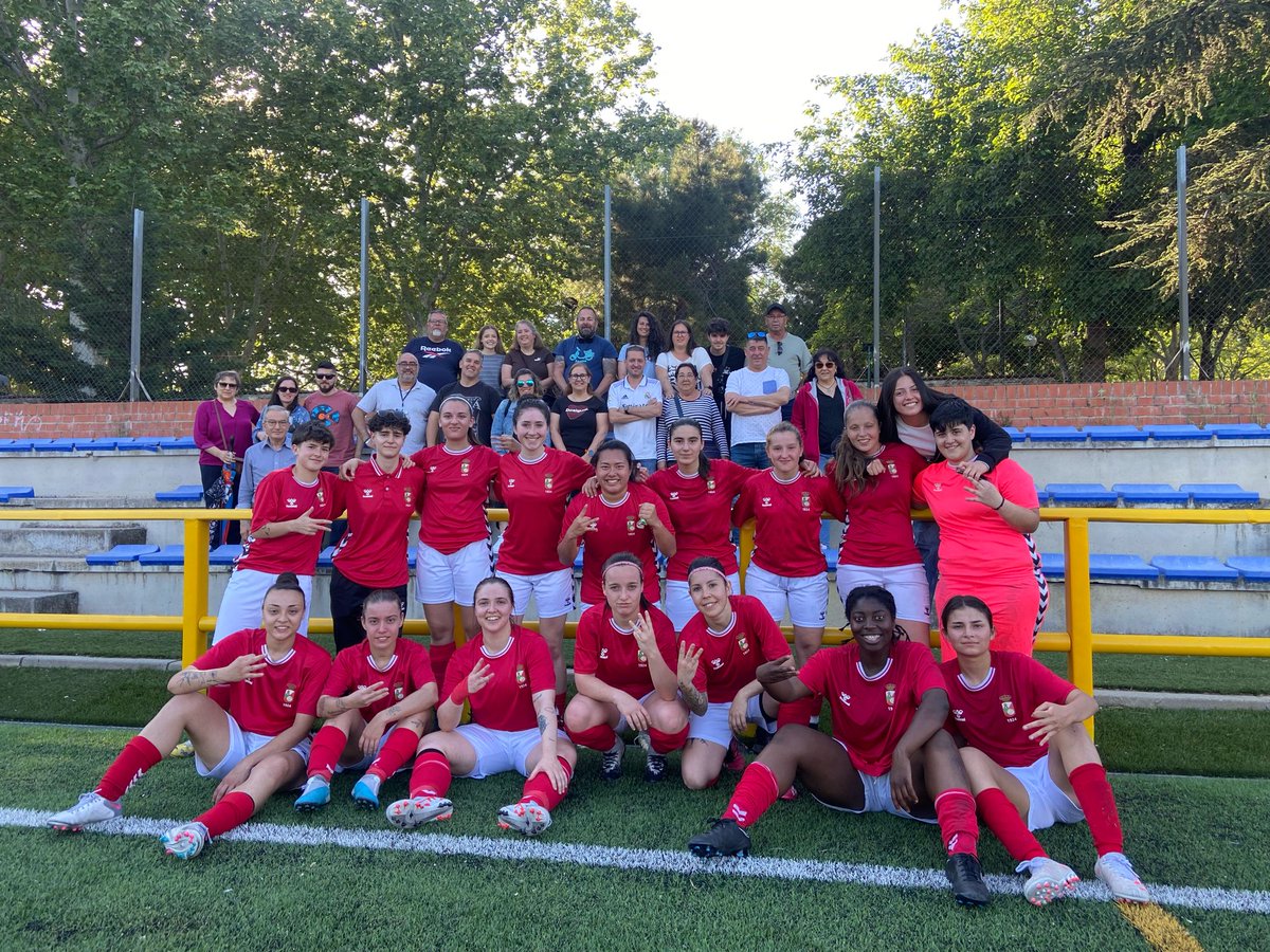 ⏰ LIVE FEMENINO ⚽️ FINAL EN ALCOBENDAS El rival bajó los brazos tras el cuarto gol y la inercia de las rojillas las llevó a redondear una goleada para el recuerdo. El ascenso ya es cosa únicamente de dos. @effalcobendas1 'B' 0️⃣-6️⃣ @rsda_oficial