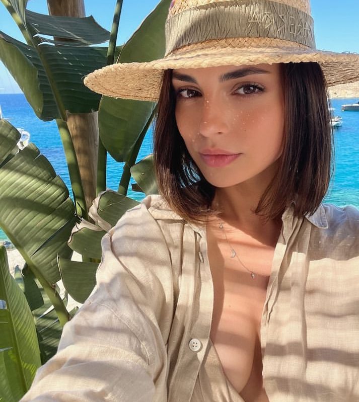 alexxgrann's tweet photo. А это мы в Греции были… Вдвоем🤤♥️🫠🔥🔥🔥 https://t.co/0lly9Oxw2Y