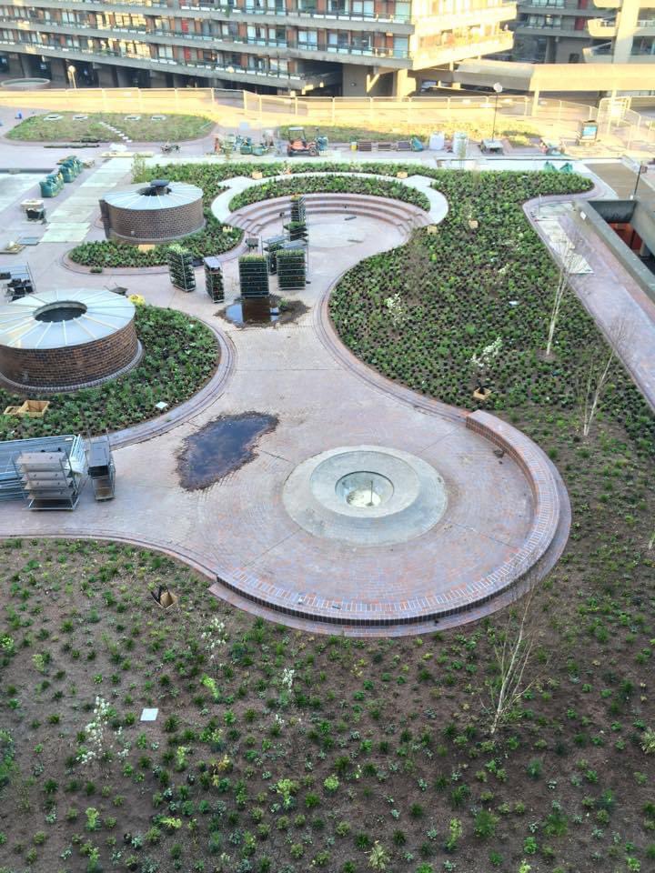 Nine year’s difference! <a href="/NigelDunnett/">Nigel Dunnett</a> <a href="/MKeoghGardens/">Marion Keogh</a>