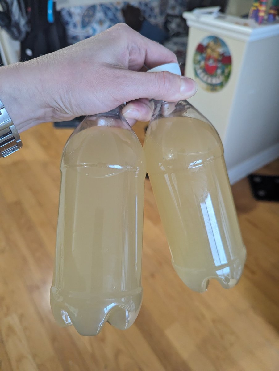 Checked out Mak 902 yesterday, on Kempt Road. They make Korean rice beer, wine, and soju. The rice beer is pretty unique and I love having an alternative to beer and cider. They are still getting set up but I was able to do some tasting and chatting and took home some rice beer!