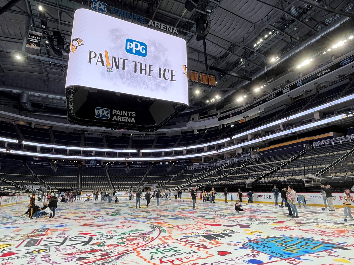 Capturing the creativity of our most dedicated fans…this ice sure looks nice! Thanks to our season ticket holders, this Sunday just got more fun...Paint the Ice presented by @PPG is always a splash! 🎨🖌️ Memories Are Made Here -> pens.pe/3Lq3329