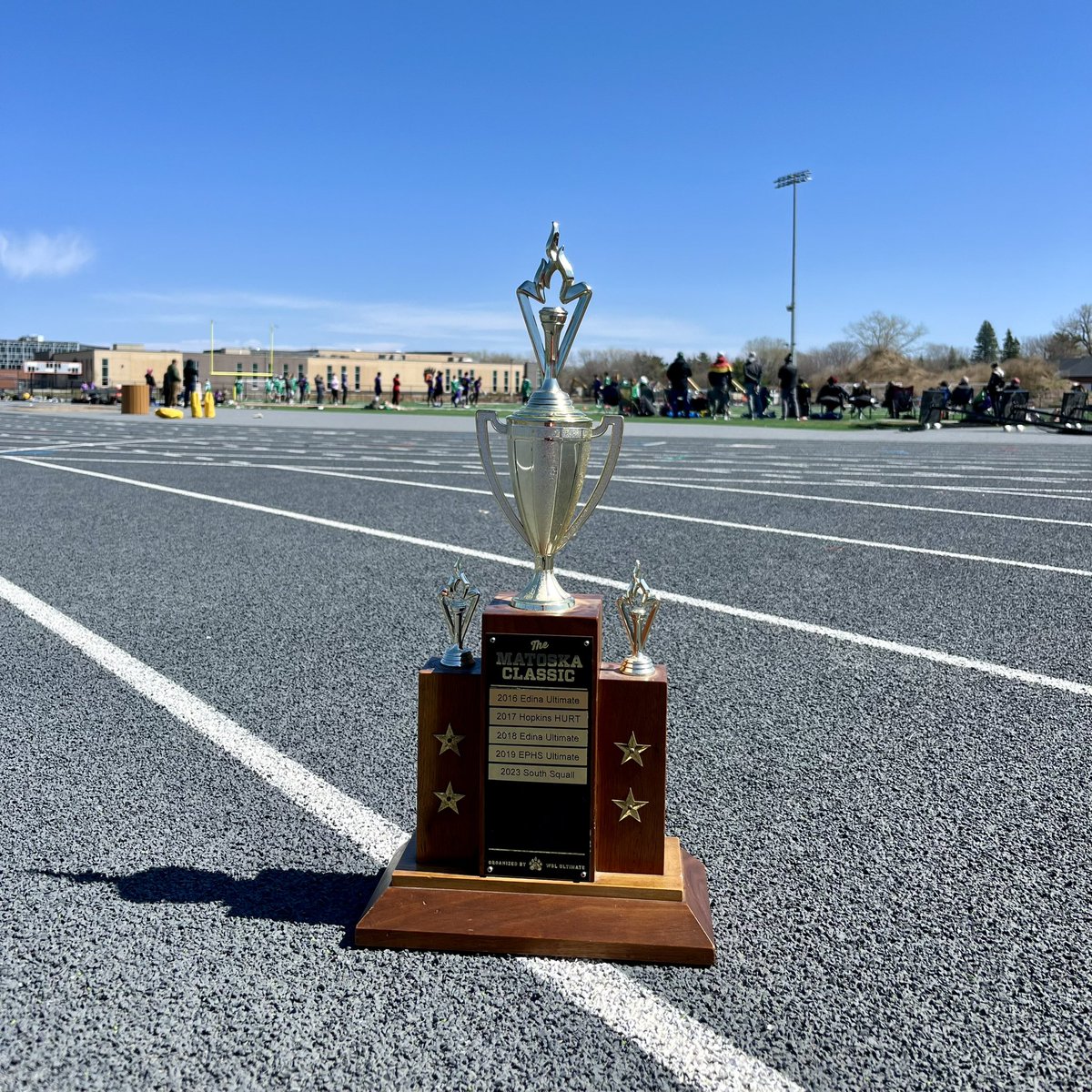 It’s <a href="/EHSBoysUltV/">Edina High School Boys Ultimate</a> v. Andover for some #MatoskaClassic Open DI hardware.