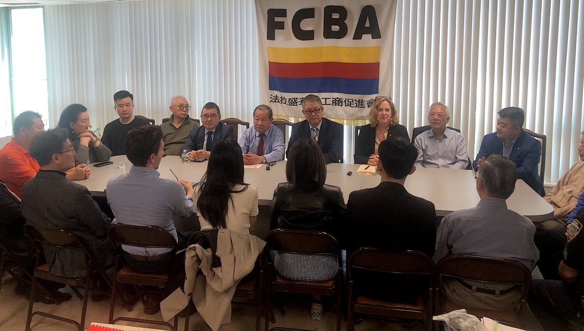 The Flushing Chinese Business Association works every day to serve local business owners and keep the economy in our borough thriving. FCBA recently announced plans for two celebratory events in honor of Mother's Day and Father's Day. I look forward to the festivities!