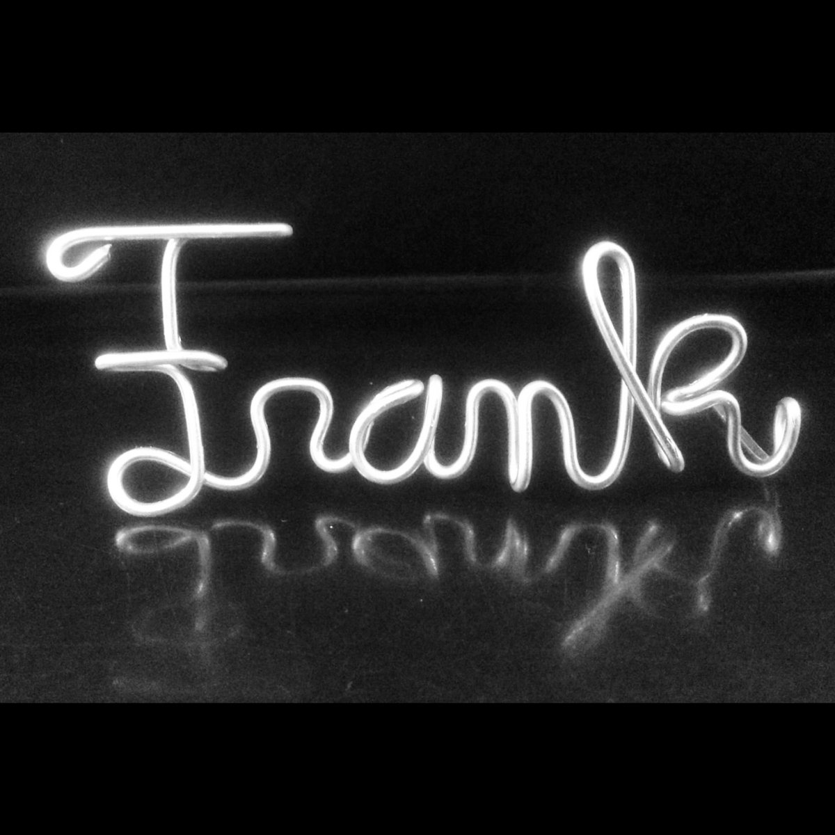 #TheWireNameOfTheDay #Frank 

by Dave Maskin  #TheAmazingWireMan 
davemaskin.wixsite.com/theamazingwire…
3D #wirenames created in front of your guests at your #privateparty #corporateevent or inside your #tradeshowbooth