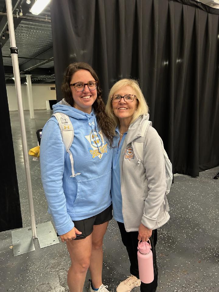 NJ Ladies Hoops 'AAU COACHES OF THE DAY' Meet ever-present @shoreconference faces (as Coaches & Players) : R - @MBHoops10 of the @SSChambers17U (Mary Beth) L - Talented Niece @laurenbowls (Bowler) Very successful players & Coaches individually & now working the sidelines…