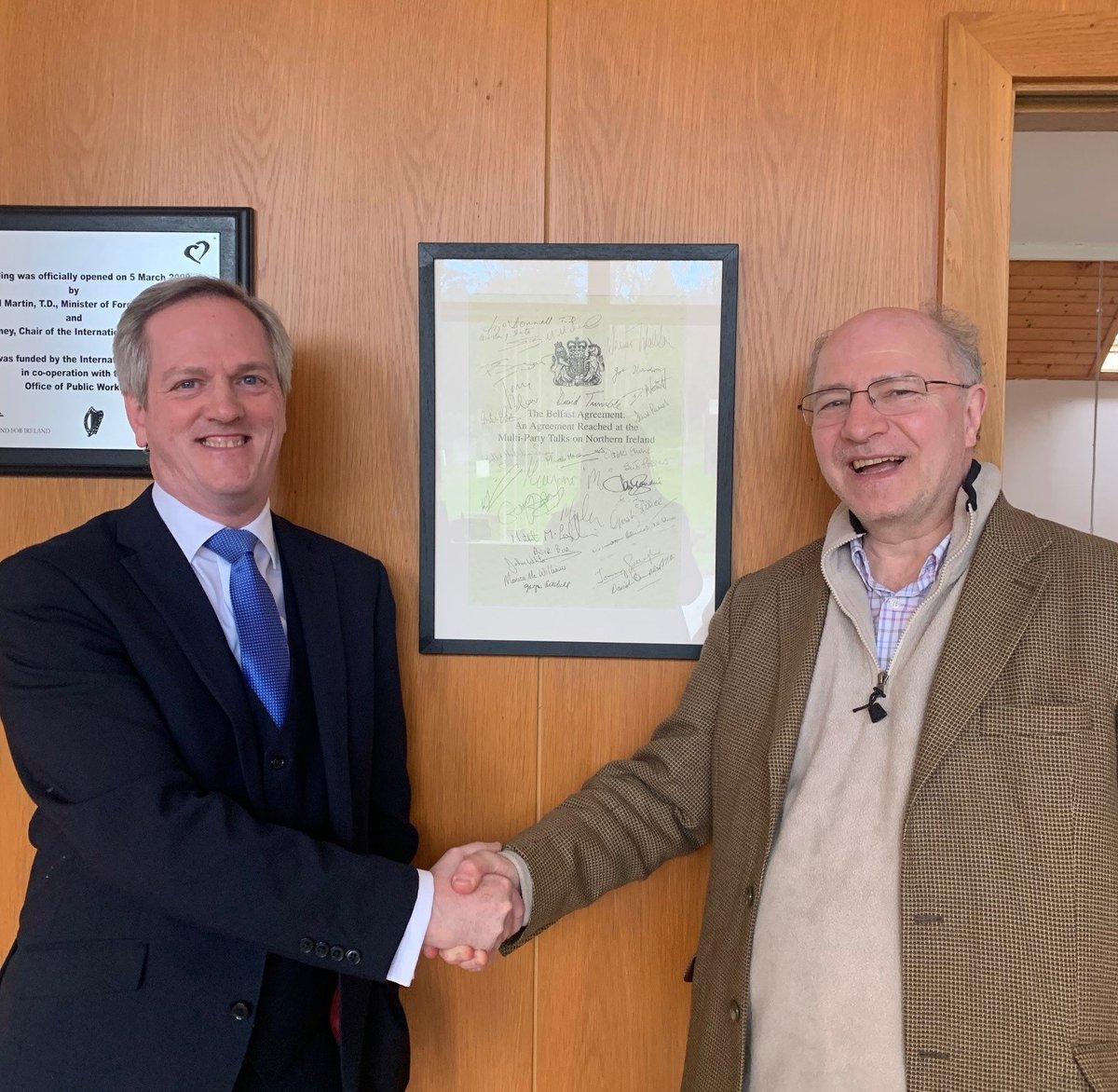 Deep impressions visiting 🇮🇪 famous @GlencreeCentre for Peace & Reconciliation glencree.ie. Remarkable place and history. Thanks to Pat Hynes & team for hosting me and recalling contributions (& all signatories) to the 10April1998 #BelfastAgreement. #peaceispossible