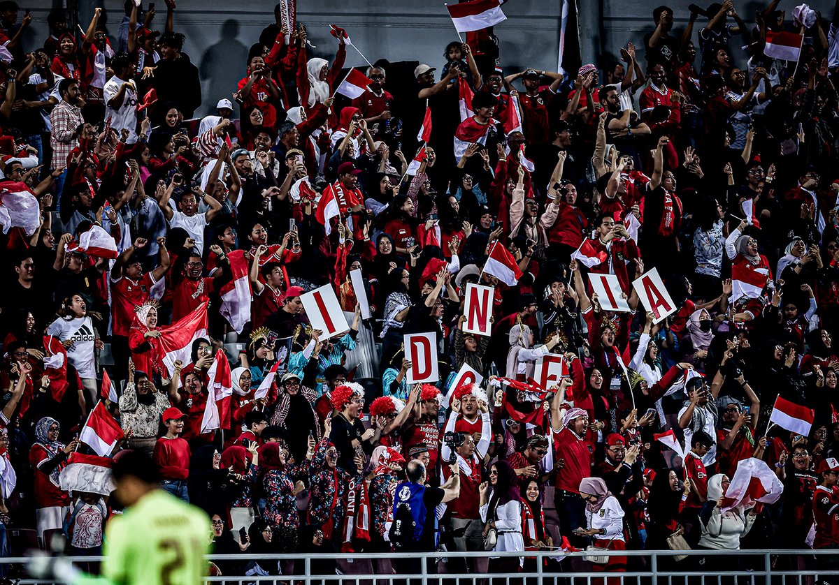 🇮🇩 Indonesian fans. Always behind their team bearing their colours!

#AFCU23 | #JORvIDN