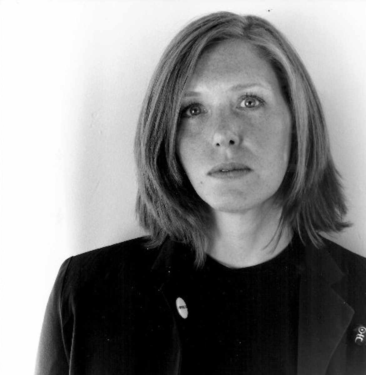 Happy birthday @PattySchemel (@holerock, @weareUPSET). Living through this. Read our feature on #PattySchemel and her great memoir “Hit So Hard”: magnetmagazine.com/2018/03/19/pat…