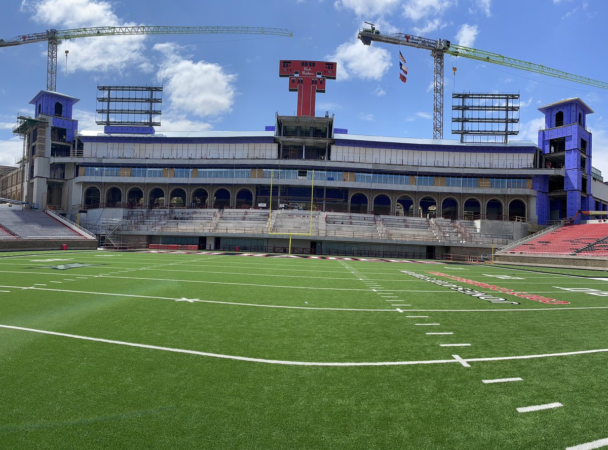 It’s a beautiful day in The Hub City! #WreckEm🌵