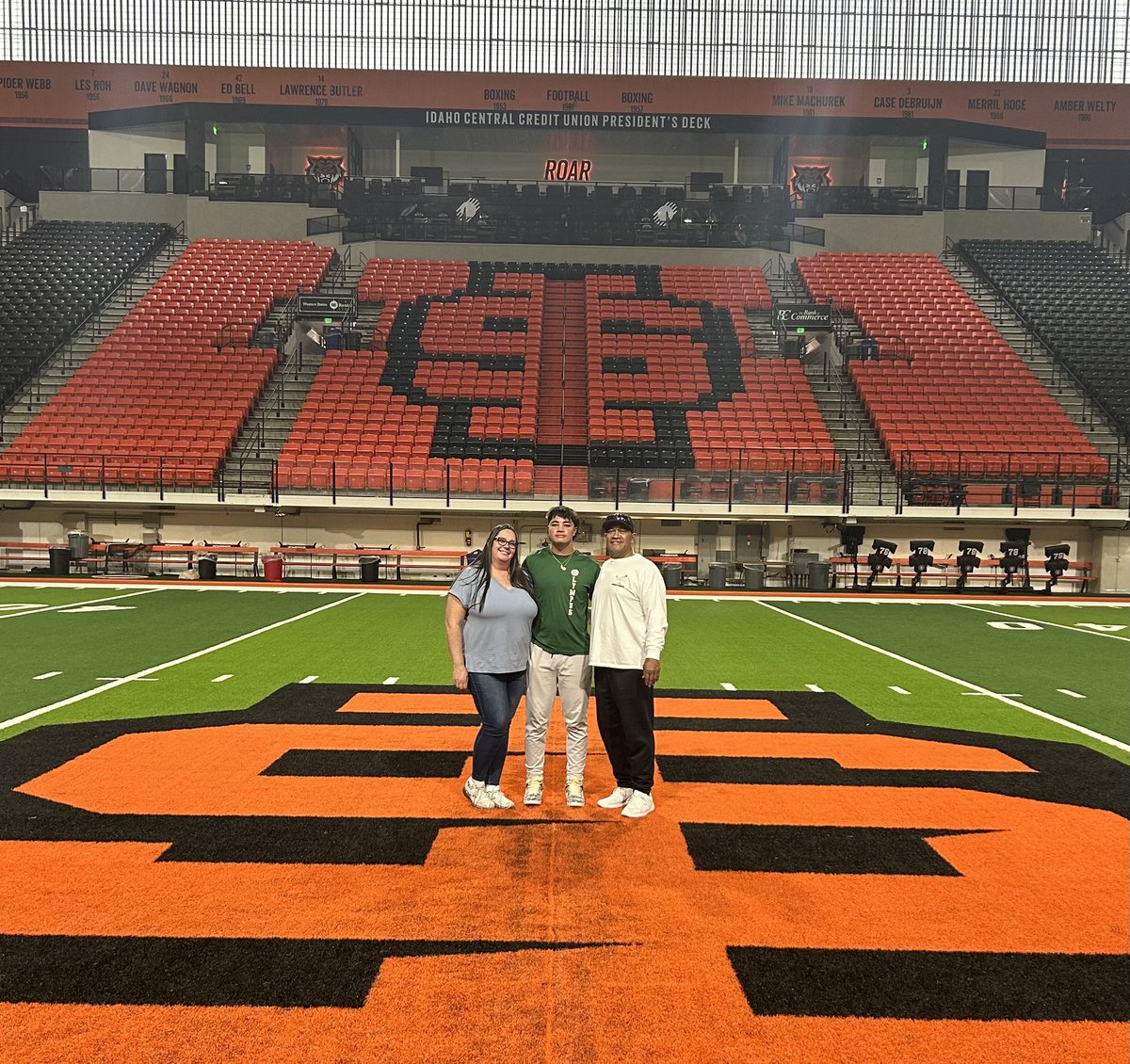 Thomas Mauga tweet media