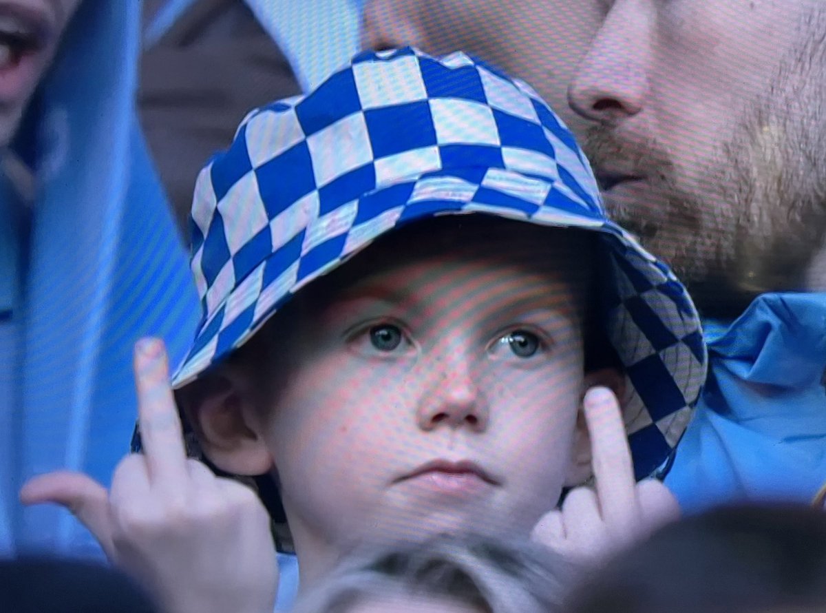 This kid sums up everyone's mood right now after Man Utd go through to the FA Cup final after beating Coventry on penalties... #pusb #covmun #facup #mufc #manutd