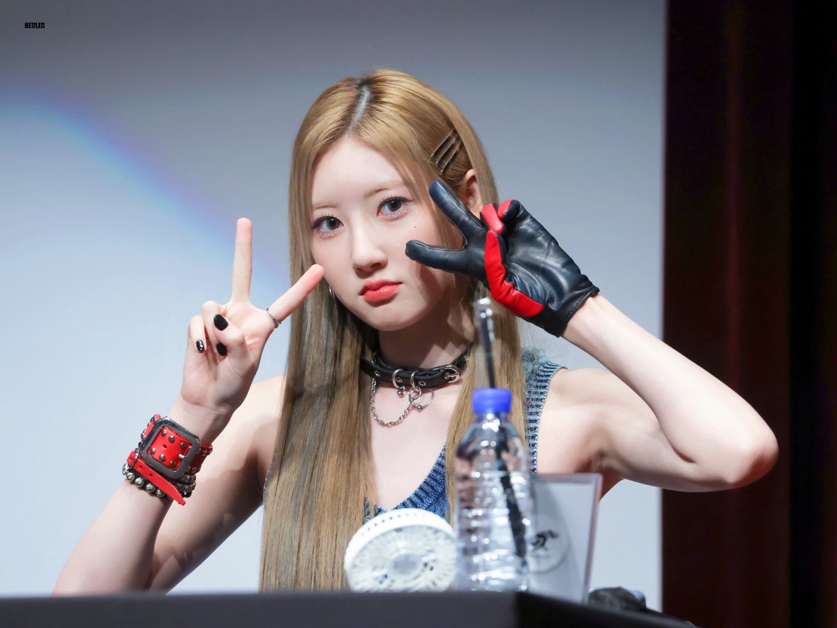 loveme_rami's tweet photo. 240421 대면팬싸🫶

#BABYMONSTER #베이비몬스터 #RAMI #라미 https://t.co/iF4wP7lT8R
