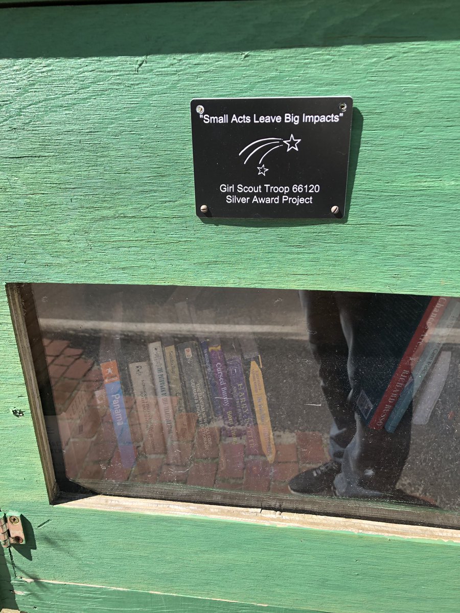 I always try to leave a copy of one of my books in a #littlefreelibrary when I travel. Left a copy of THE SECRET FILES OF FAIRDAY MORROW in this cute Little Free Library in Nantucket. Always a happy feeling spreading story magic. 🪄☀️⭐️📚❤️ #Nantucket #girlscouts