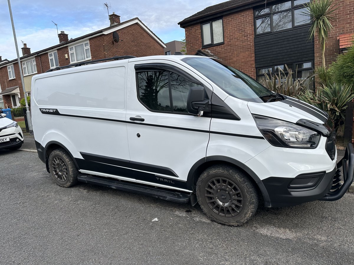 Bigroey's tweet photo. #CleanVan https://t.co/7pAfUZUGnu