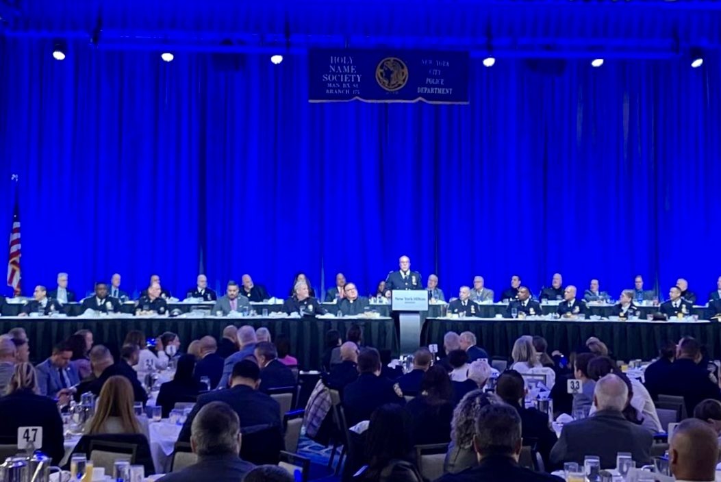 Thrilled to have joined forces with our brothers and sisters at @NYPD_HOLYNAME for the 104th Society Mass and Communion Breakfast this morning. Showing our support and standing together in unity is what we're all about. 🚔✨ #NYPDShomrimSociety #NYPD_HOLYNAME