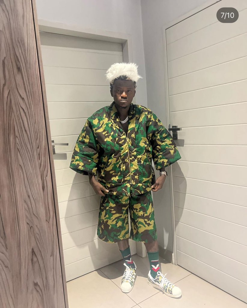 This is Portable. Who is his fashion adviser?🤣 (Funke Embarrassing)