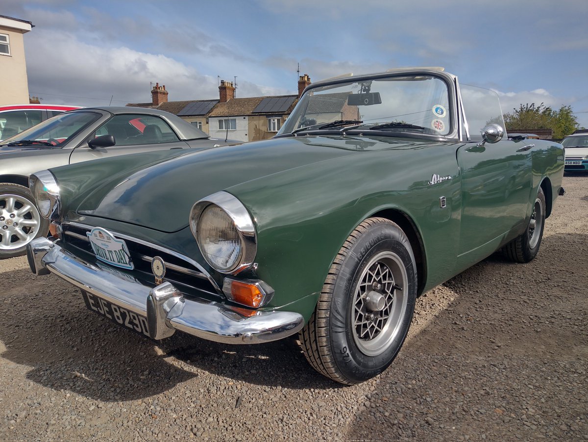 Steve's Classic Vehicle's UK tweet media