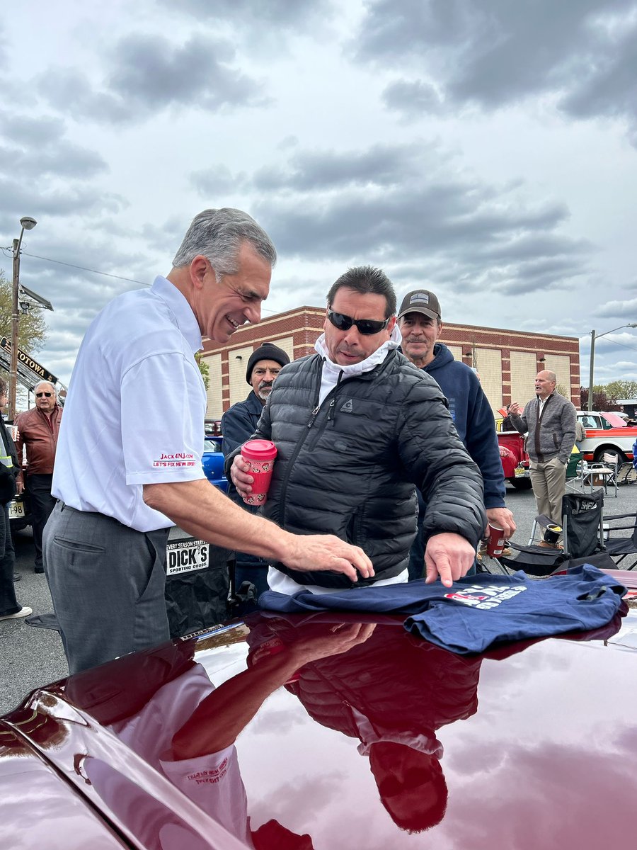 In Passaic County this morning for the Totowa Car Show. In 2021, we won races Republicans hadn’t won in decades - including right here in Passaic County. Together, we can build on those wins and deliver real change for New Jersey!