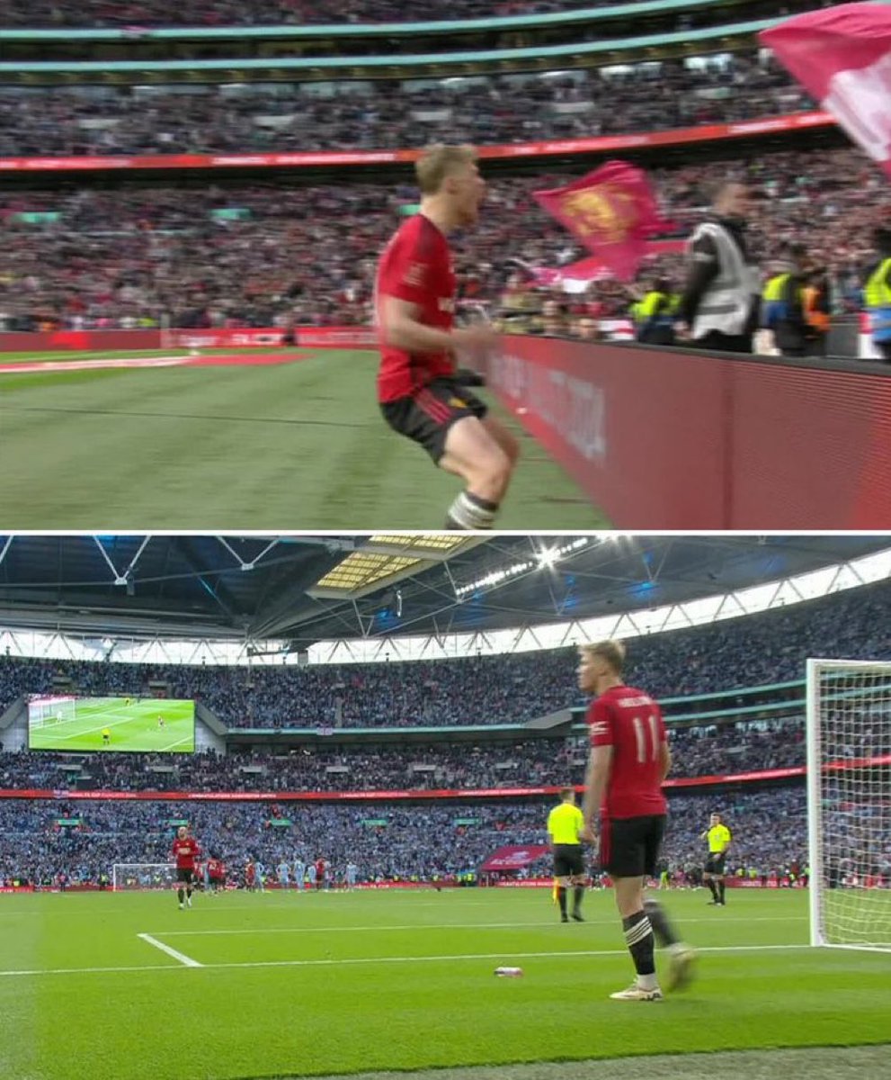 FootyHumour's tweet image. The Manchester United players were too ashamed to celebrate the penalty win 😭😭 Hojlund turned around and saw none of his teammates behind him 😂😭😂