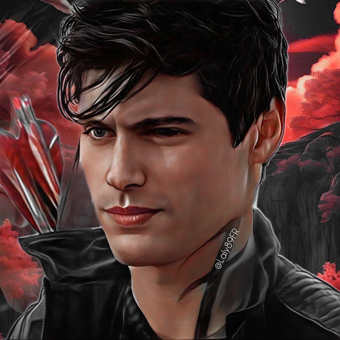 Hello #shadowfam,  last Sunday was the end of the #MortalHunters3 weekend (I can't believe it's been already a week !) and  were about to say goodbye to everybody.
Here is our beloved #AlecLightwood to cheer all up #shadowhunters #MatthewDaddario